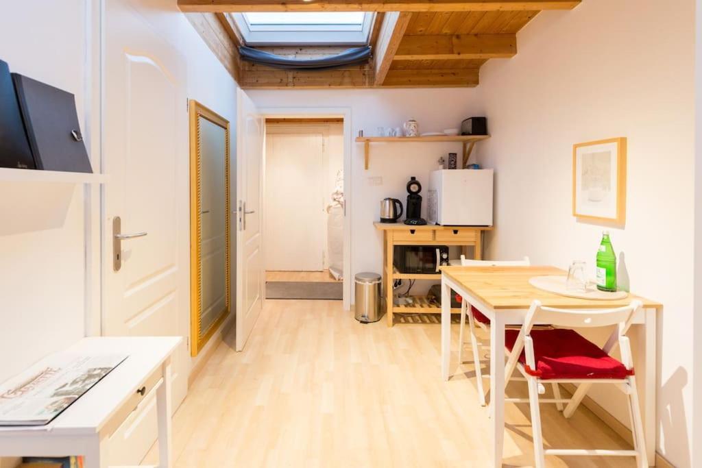 Brühl Apartment Wilhelmstr Fuer Bis Zu 3 Personen מראה חיצוני תמונה